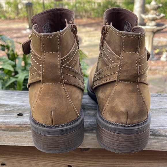 Clarks Womens Maye Strap Leather Ankle Booties -Sz 10 - Picture 5 of 8